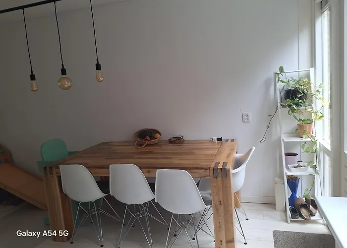 Large Family House In Tanthof,